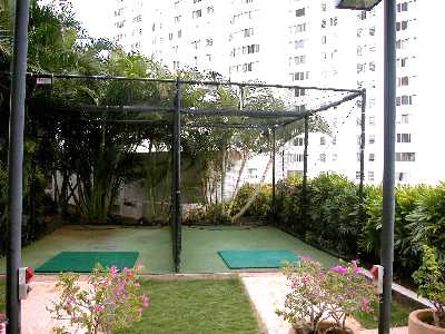 Honolulu Park Place, Golf Practice Range, Honolulu, Hawaii condominium sales