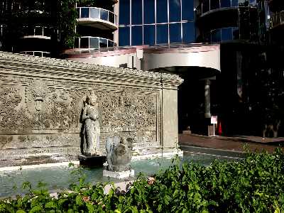 One Waterfront Towers, Entrance to Makai Tower, Honolulu, Hawaii condominium sales