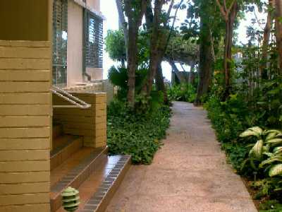 Tropic Seas, Pathway to Sea Wall, Honolulu, Hawaii condominium sales