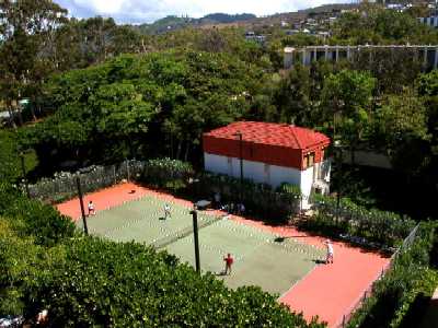 Regency Park, Tennis Court & Racquet Ball, Honolulu, Hawaii condominium sales