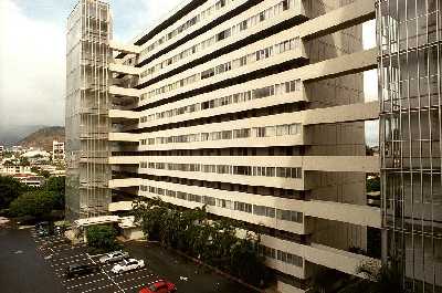 Ala Wai Plaza, View of Inner Courtyard, Honolulu, Hawaii condominium sales