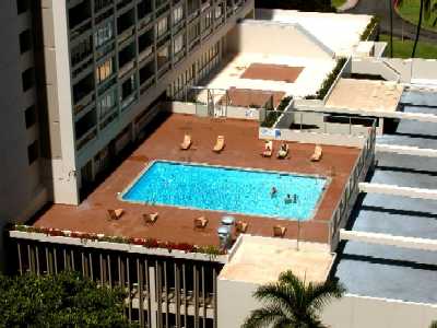 Banyan Tree Plaza, Swimming Pool, Honolulu, Hawaii condominium sales