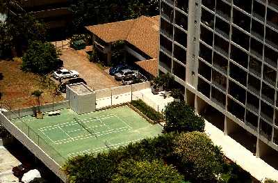 Chateau Waikiki, Tennis Courts, Honolulu, Hawaii condominium sales